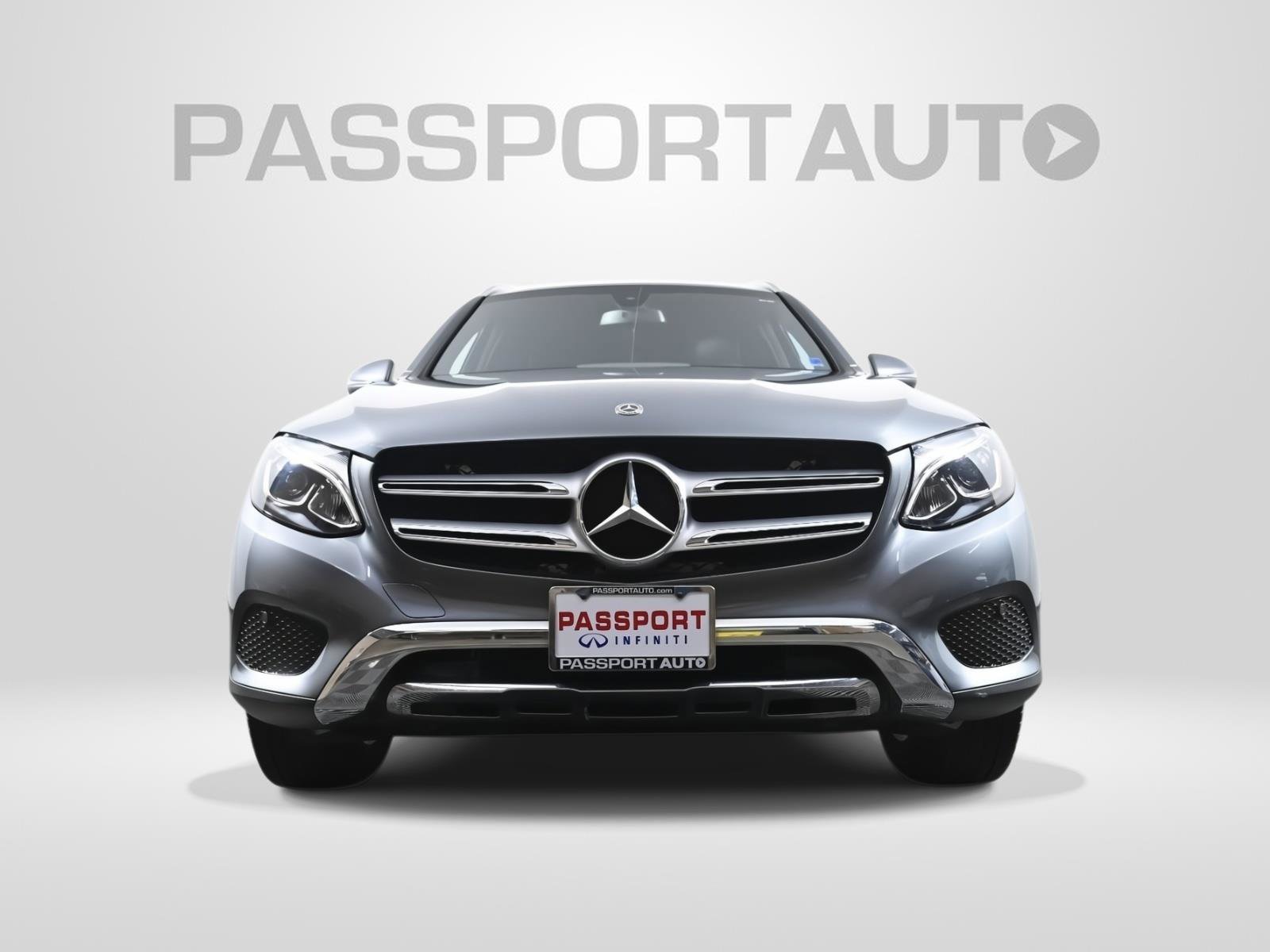 Used 2018 Mercedes-Benz GLC 300 4MATIC image 2