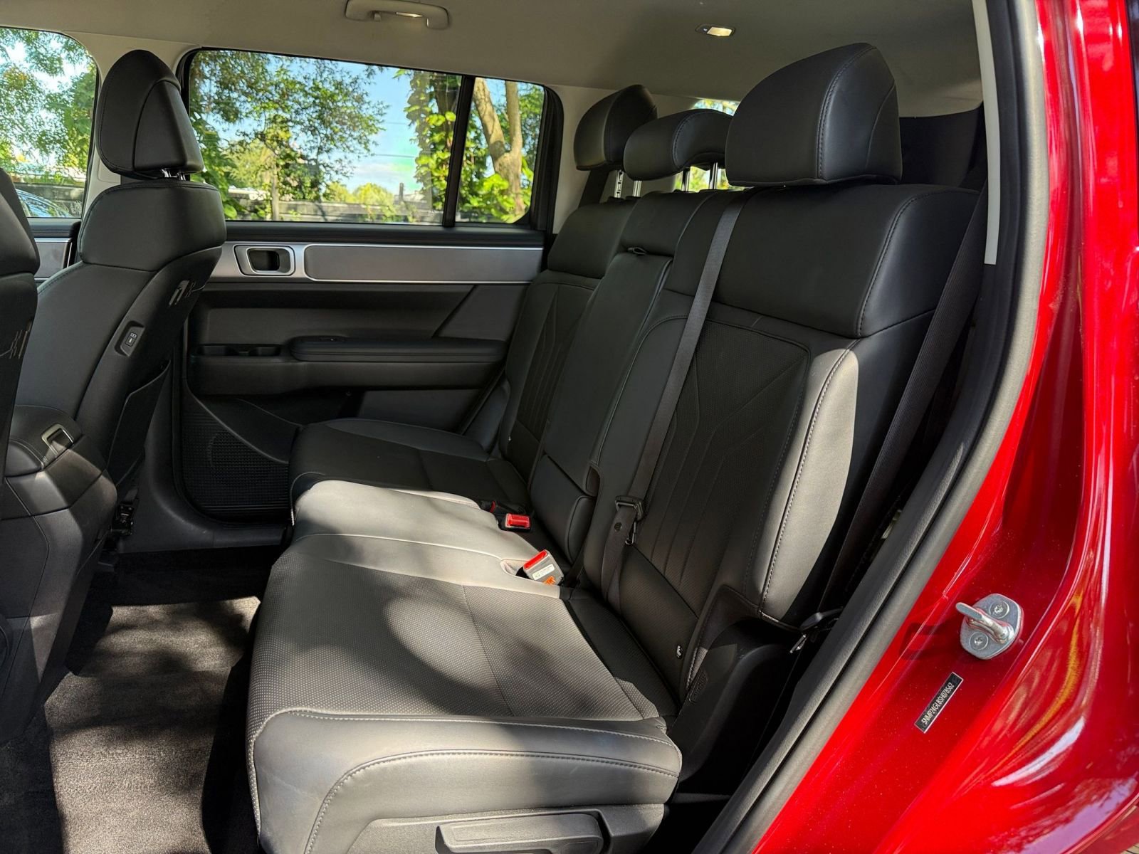 Used 2025 Hyundai Santa Fe SEL image 33