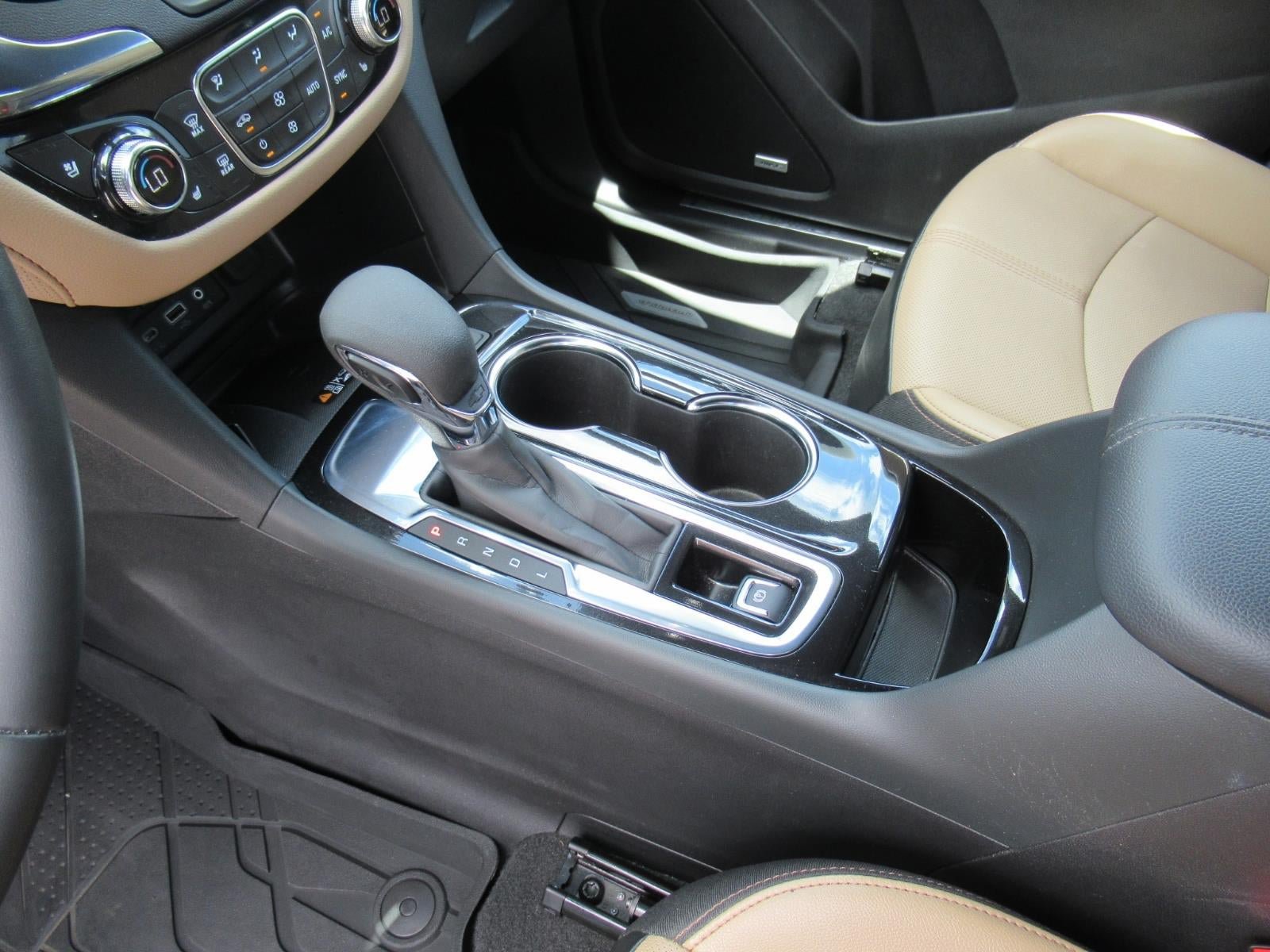 Used 2024 Chevrolet Equinox Premier FWD image 17