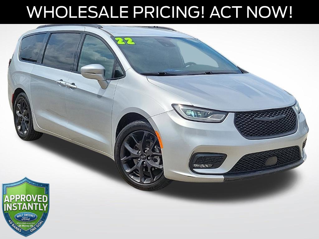 Used 2022 Chrysler Pacifica Touring-L w/ S Appearance Package