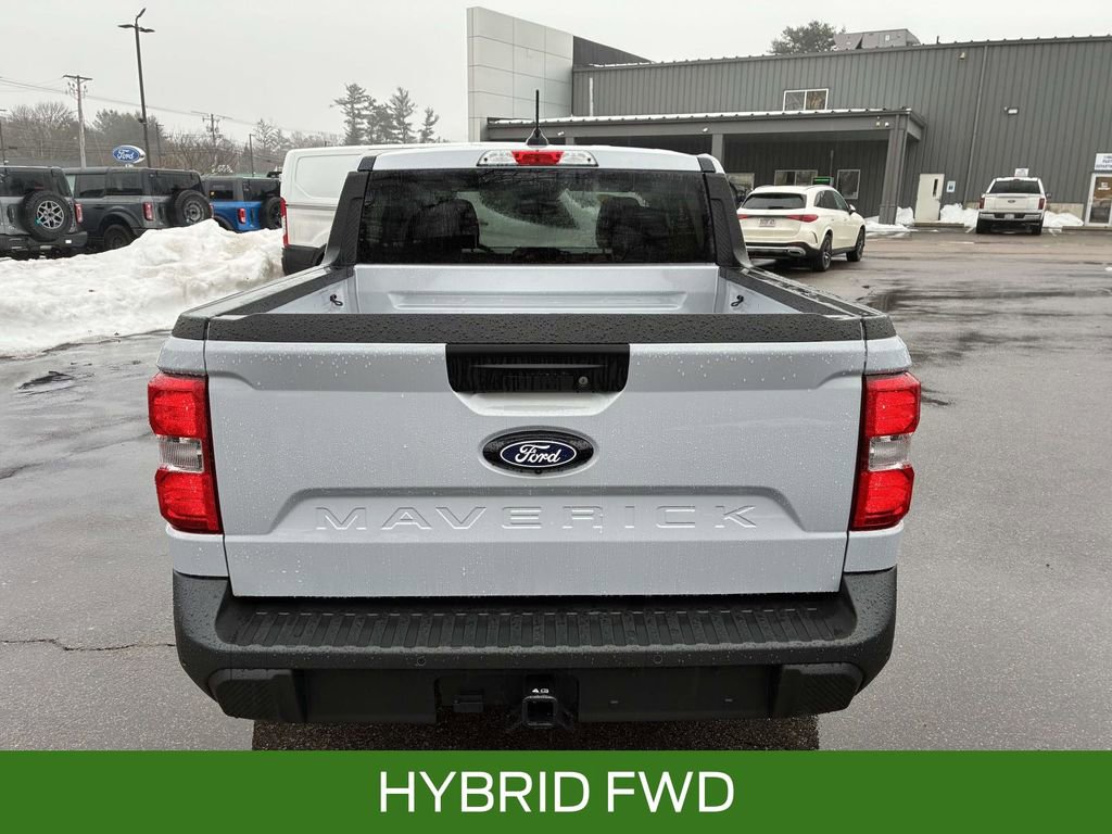New 2025 Ford Maverick XL image 3