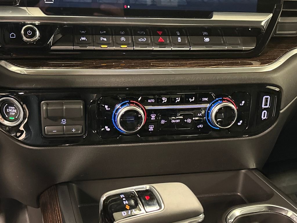 New 2026 GMC Sierra 1500 Elevation w/ Elevation Premium Package AWD/4WD image 39