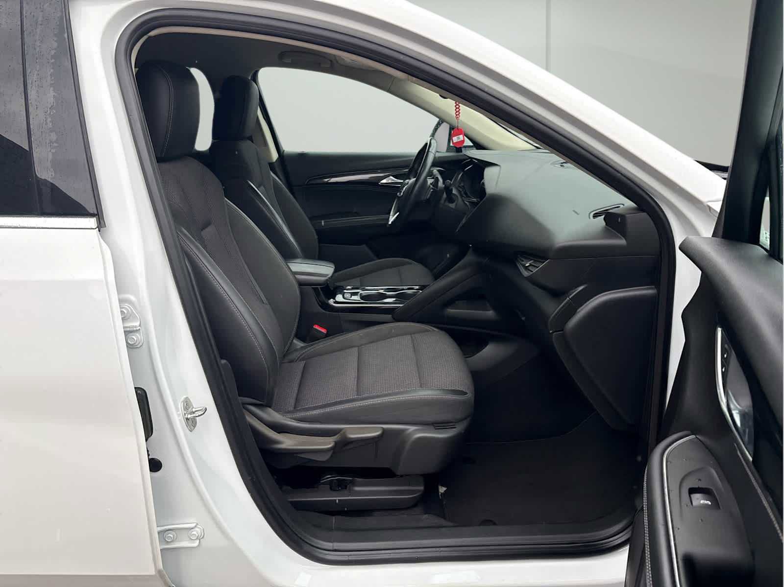 Used 2022 Buick Envision Preferred w/ Safety Package image 16