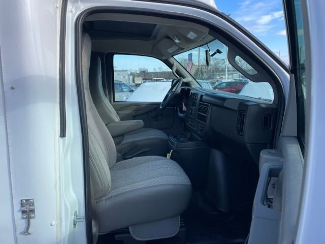 New 2025 Chevrolet Express 3500 w/ Power Convenience Package image 10