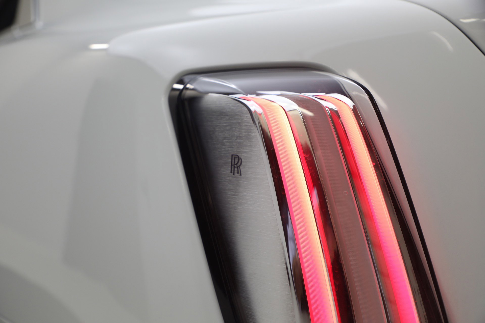 Certified 2026 Rolls-Royce Spectre AWD/4WD image 37