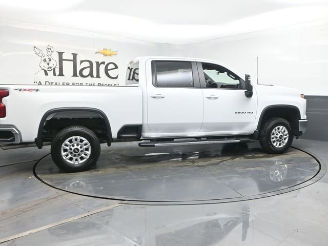Used 2025 Chevrolet Silverado 2500 LT w/ Convenience Package image 36