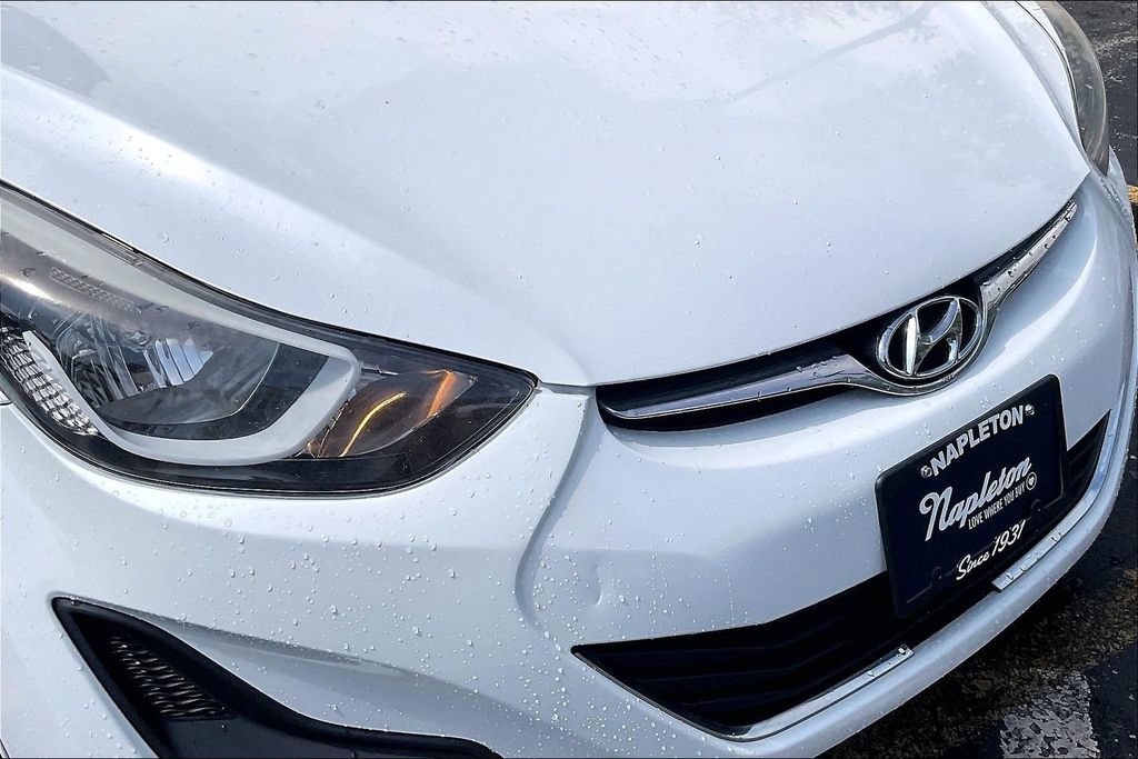 Used 2015 Hyundai Elantra SE FWD image 34
