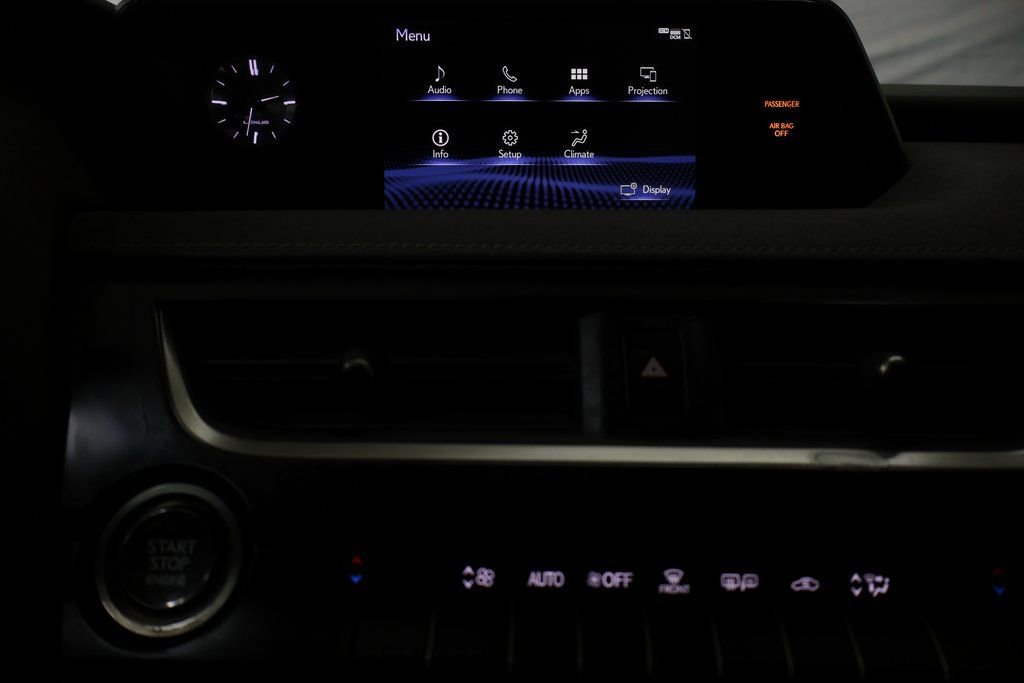 Used 2020 Lexus UX 200 200 Base w/ Premium Package image 21