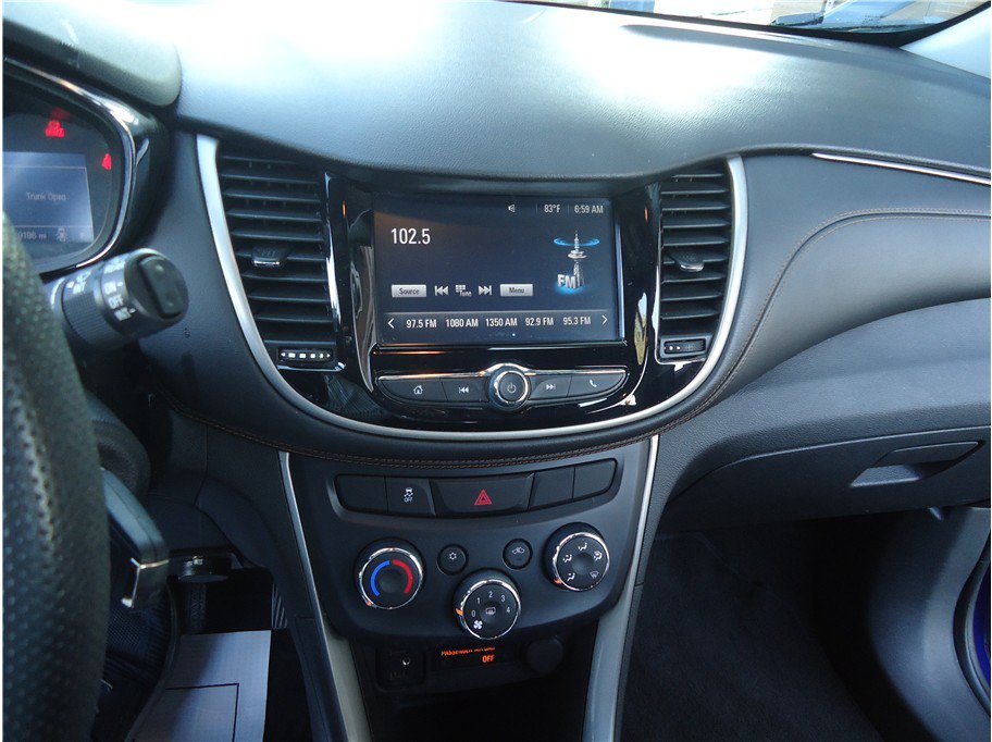 Used 2017 Chevrolet Trax LS FWD image 22