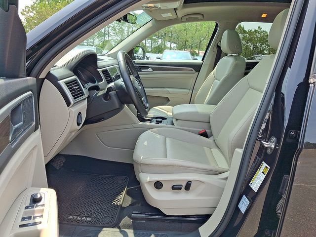 Used 2019 Volkswagen Atlas SE w/ Panoramic Sunroof Package AWD/4WD image 13