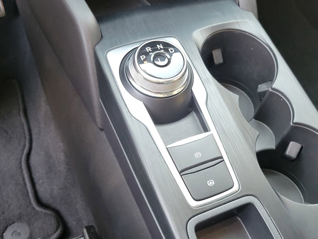 Used 2023 Ford Escape Platinum image 28