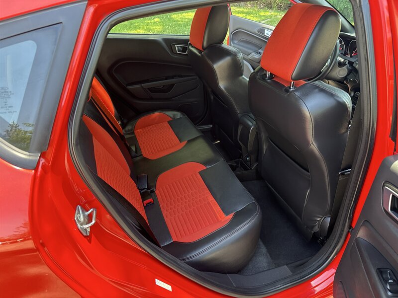 Used 2015 Ford Fiesta ST w/ ST Recaro Package FWD image 18