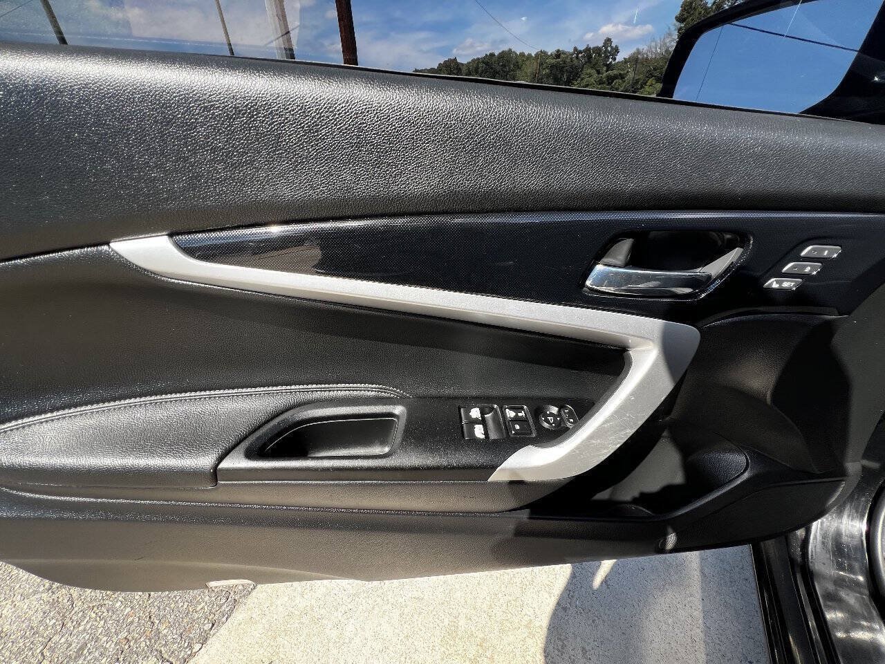 Used 2015 Honda Accord EX-L image 16