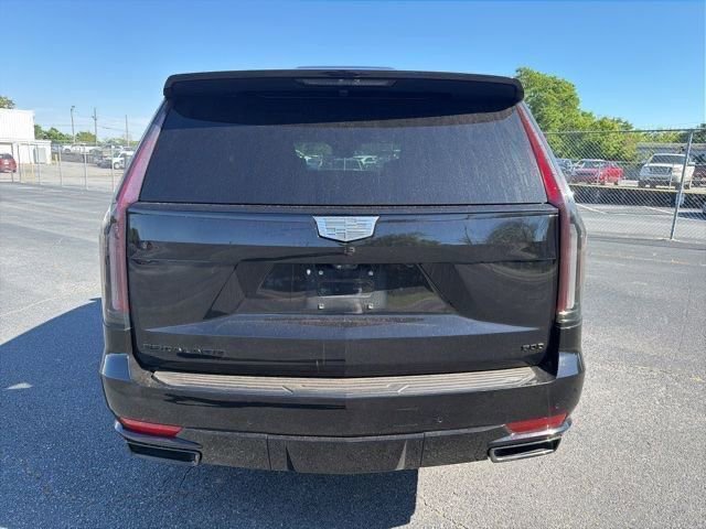 Used 2023 Cadillac Escalade Sport Platinum w/ LPO, ONYX Package image 3