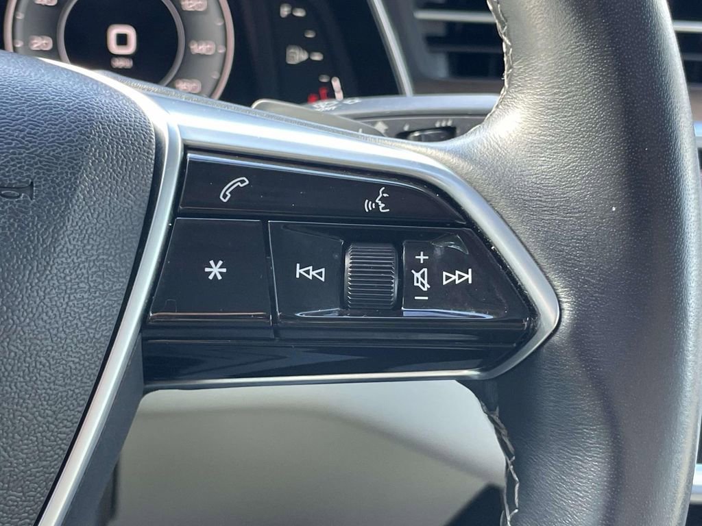 Used 2024 Audi A6 Premium Plus image 24