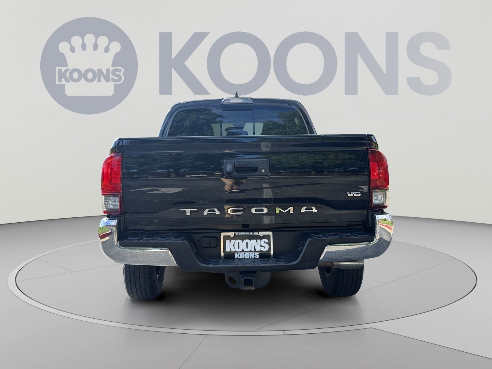 Used 2023 Toyota Tacoma SR5 RWD image 5