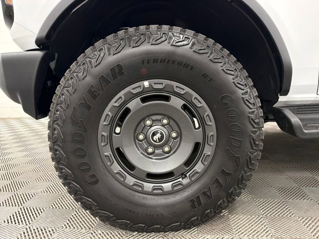 New 2025 Ford Bronco Outer Banks w/ Sasquatch Package image 11