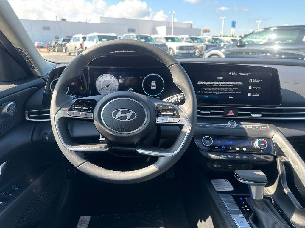 New 2026 Hyundai Elantra Limited FWD image 22