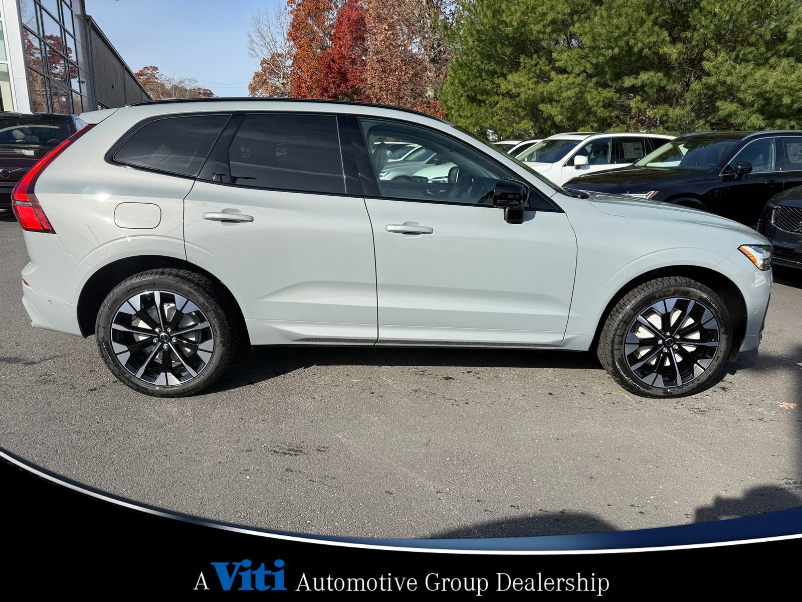 Used 2026 Volvo XC60 B5 Ultra w/ Protection Package Premier image 9