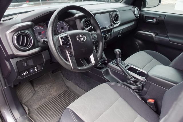 Certified 2021 Toyota Tacoma TRD Off-Road w/ Technology Package AWD/4WD image 14
