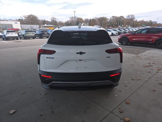New 2026 Chevrolet Blazer EV LT AWD/4WD image 8