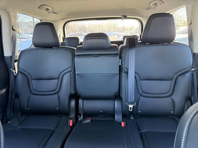 New 2026 Nissan Armada SV image 21