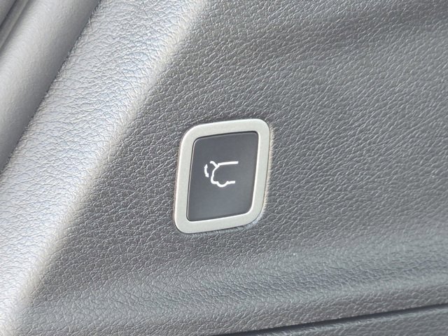 New 2026 Chrysler Pacifica Select image 18