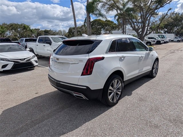 Used 2020 Cadillac XT5 Premium Luxury w/ LPO, Floor Liner Package image 7