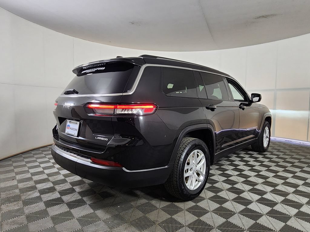 Used 2023 Jeep Grand Cherokee L Laredo AWD/4WD image 7