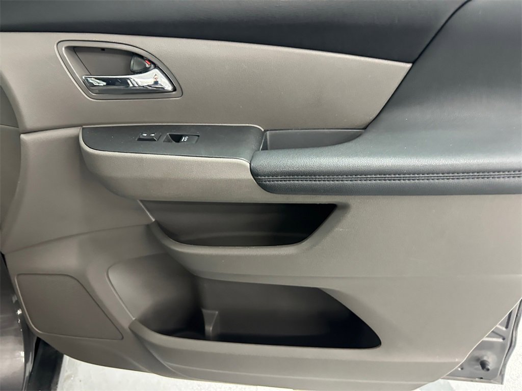 Used 2015 Honda Odyssey EX-L image 24