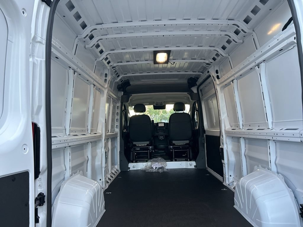 New 2026 RAM ProMaster 2500 w/ Convenience Group FWD image 33