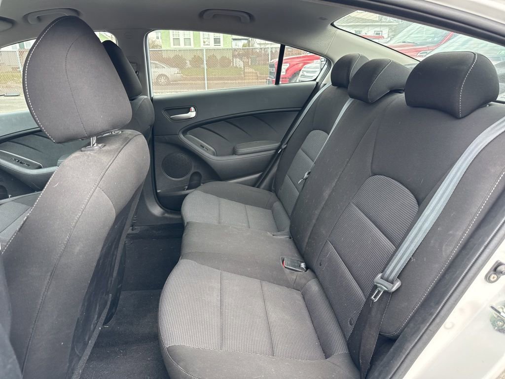 Used 2018 Kia Forte LX w/ LX Rear Camera Package image 8