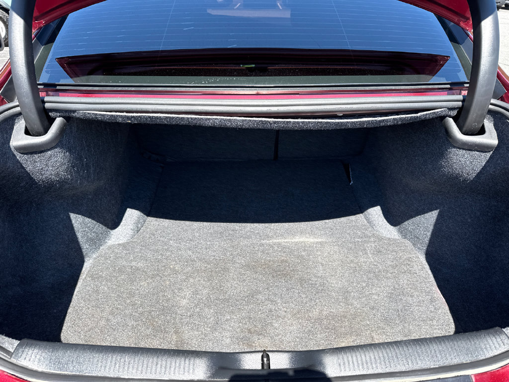 Used 2022 Dodge Charger SXT w/ Blacktop Package RWD image 18