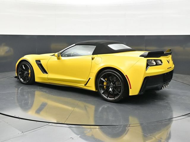 Used 2016 Chevrolet Corvette Z06 w/ 2LZ Preferred Equipment Group RWD image 7