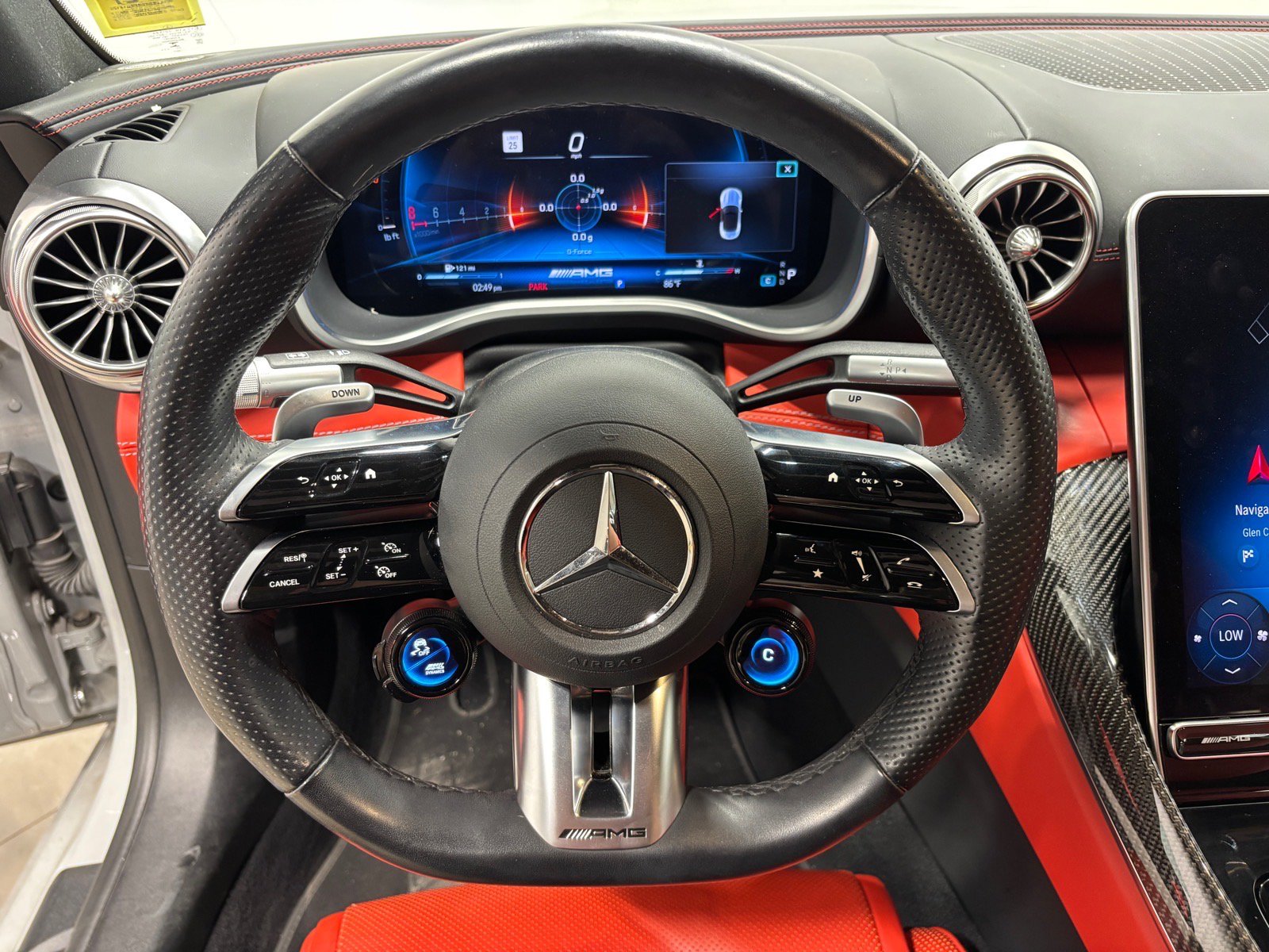 Used 2023 Mercedes-Benz SL 55 AMG 4MATIC image 17