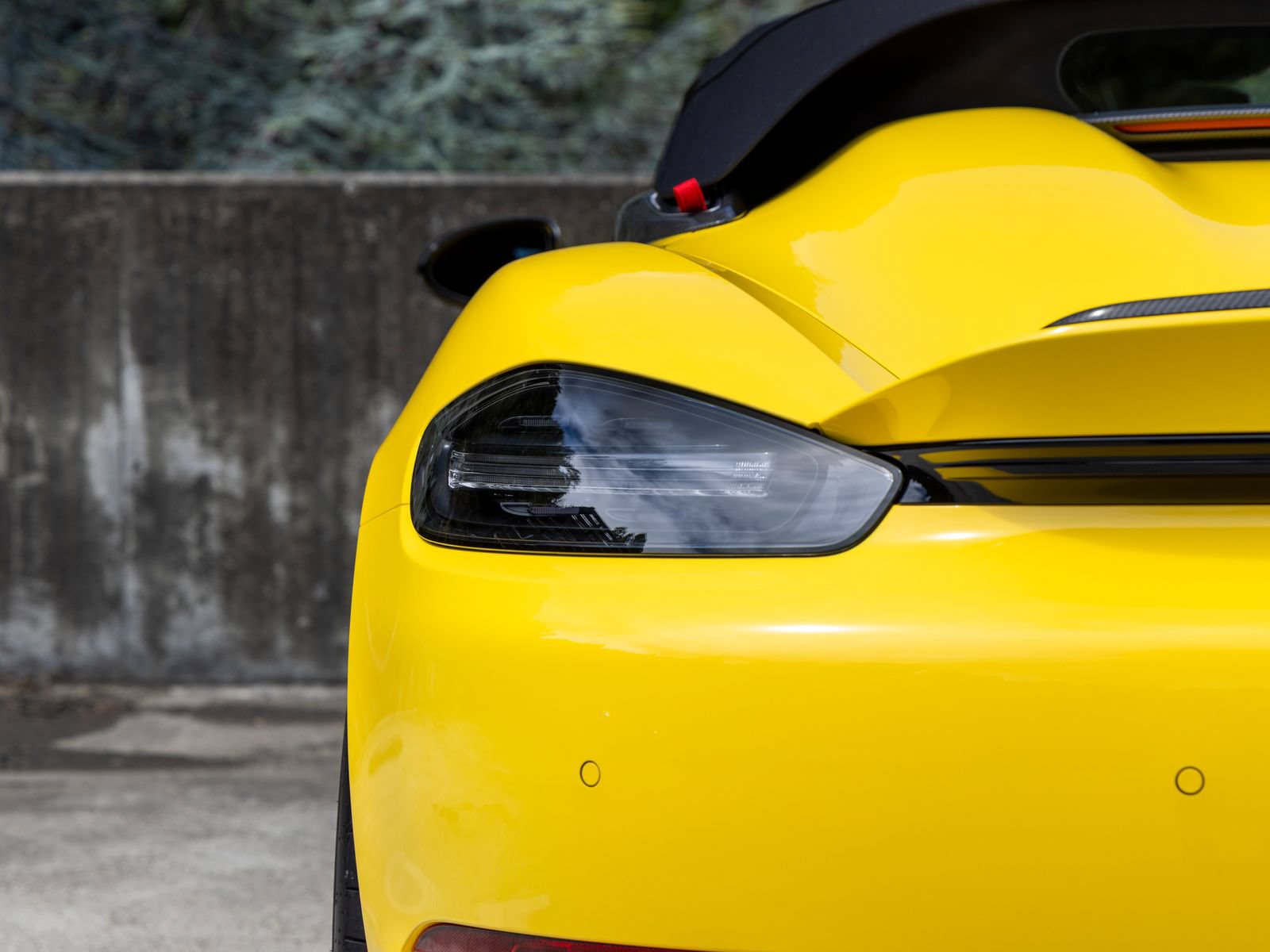 Certified 2025 Porsche 718 Boxster Spyder RS RWD image 24