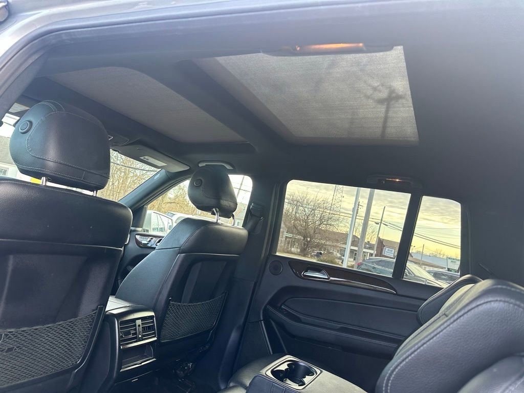Used 2018 Mercedes-Benz GLS 450 4MATIC image 19