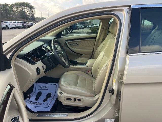 Used 2018 Ford Taurus Limited image 27