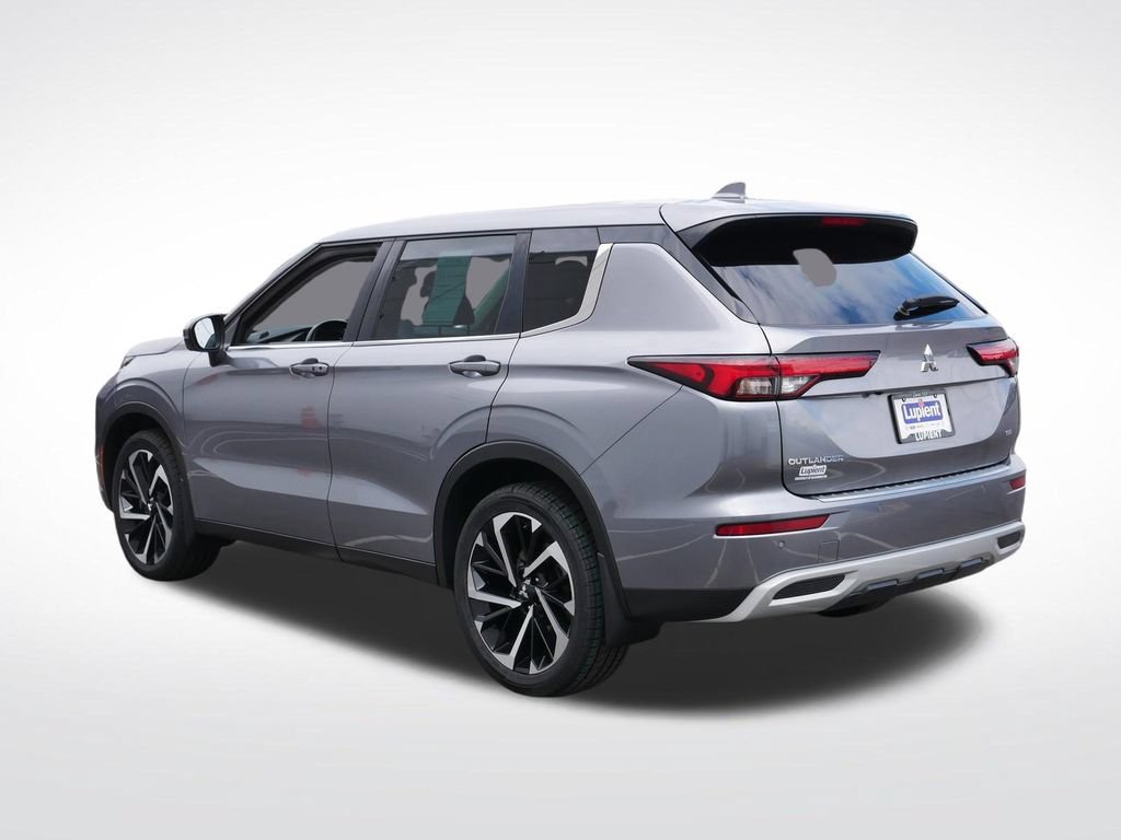Used 2023 Mitsubishi Outlander SE AWD/4WD image 8