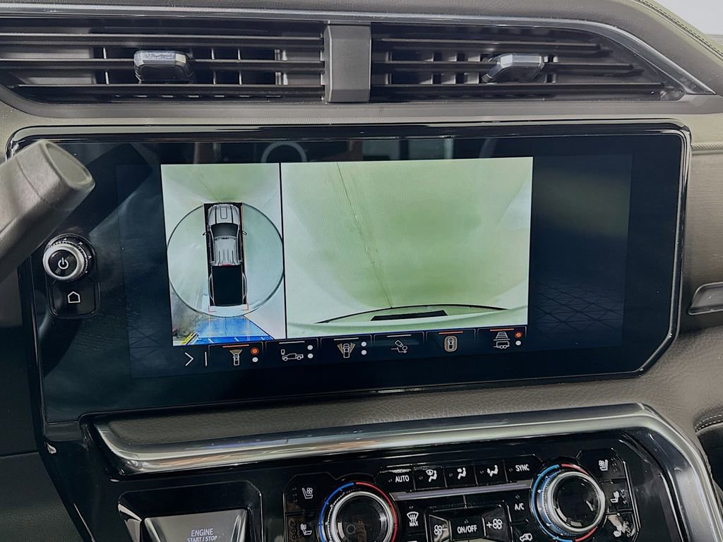 Used 2025 GMC Sierra 3500 Denali image 43