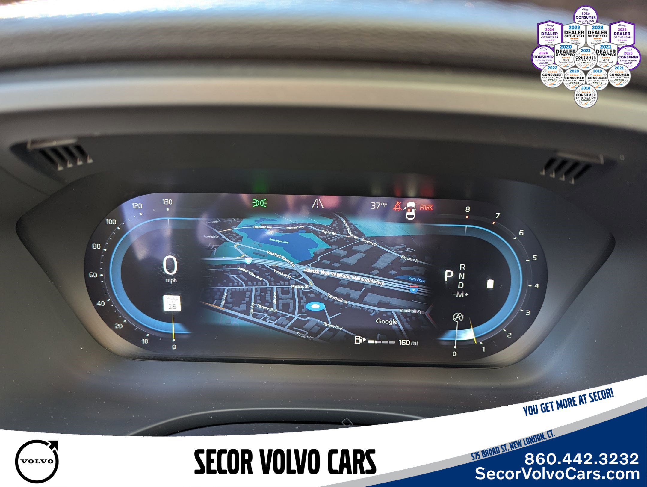 Certified 2023 Volvo XC60 B5 Plus image 16