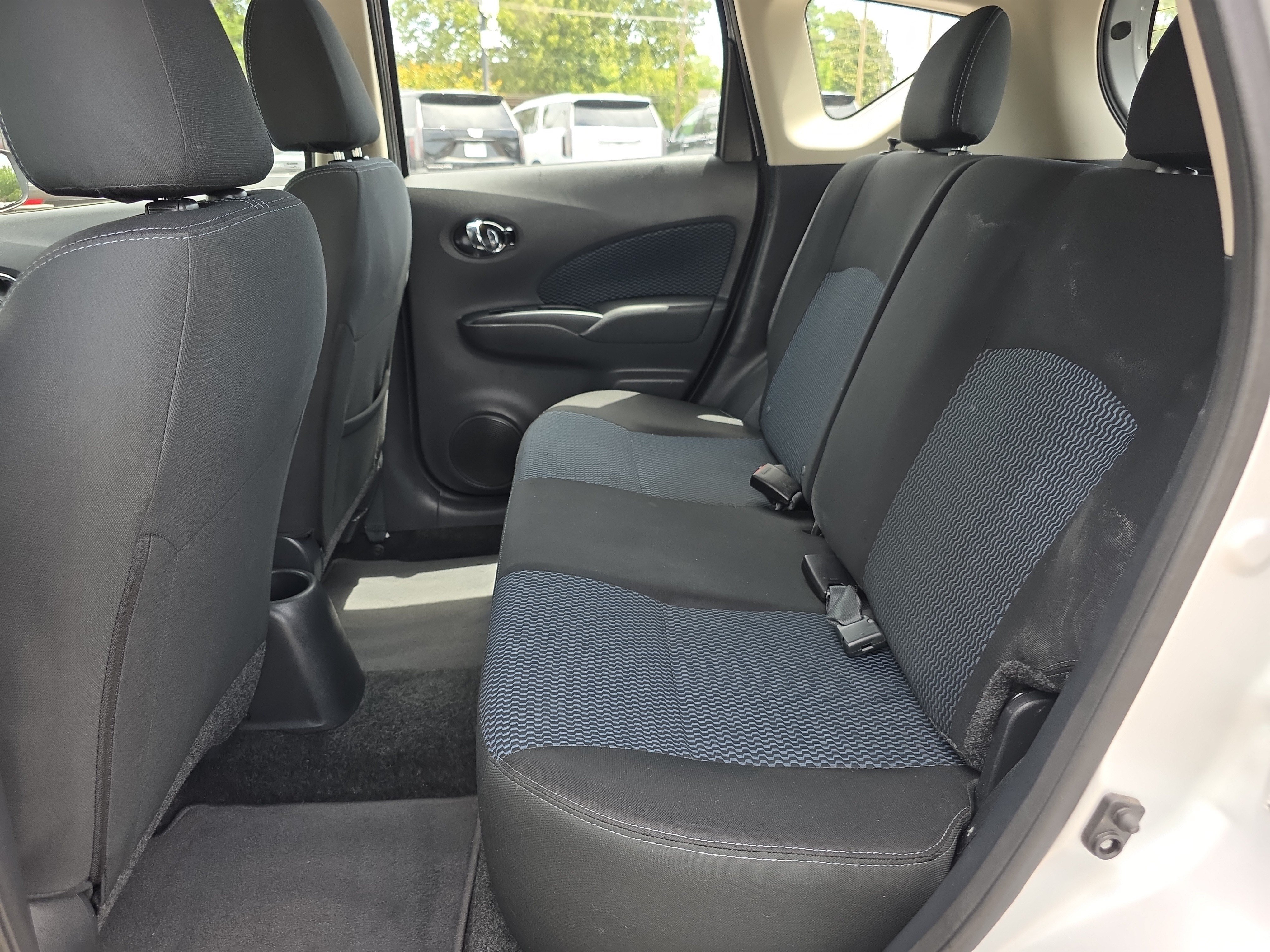 Used 2019 Nissan Versa Note SV FWD image 11