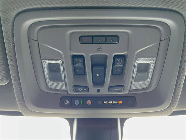 Used 2022 Chevrolet Silverado 2500 LTZ w/ LTZ Premium Package image 24