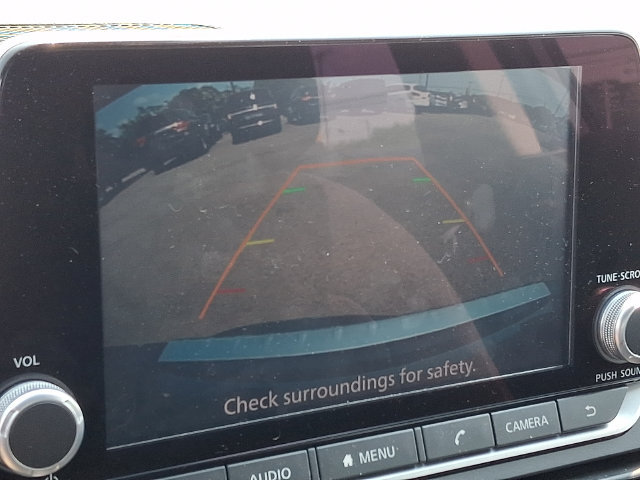 Used 2023 Nissan Altima 2.5 SV FWD image 4
