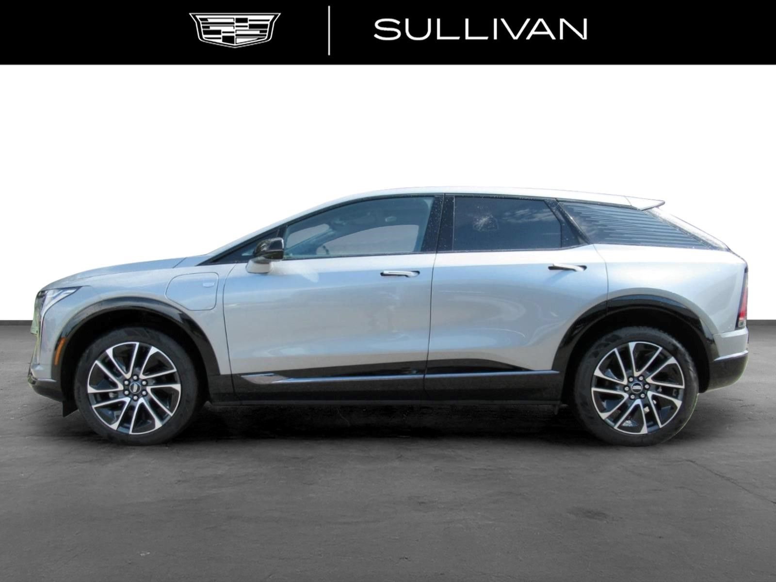 Certified 2025 Cadillac Optiq Sport 2 w/ LPO, Floor Liner Package AWD/4WD image 5