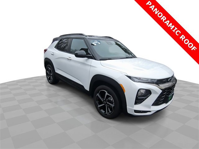 Used 2021 Chevrolet TrailBlazer RS w/ Sun and Liftgate Package image 2