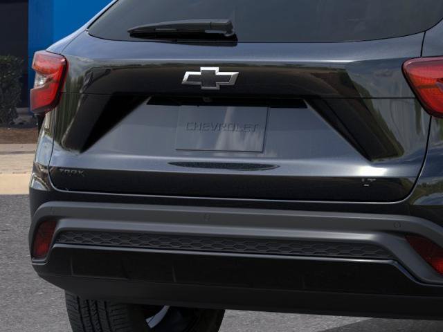 New 2026 Chevrolet Trax LT w/ Driver Confidence Package FWD image 39