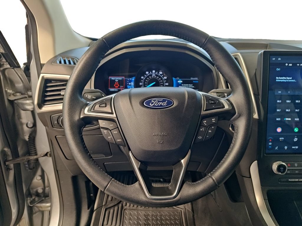 Used 2024 Ford Edge SEL AWD/4WD image 12