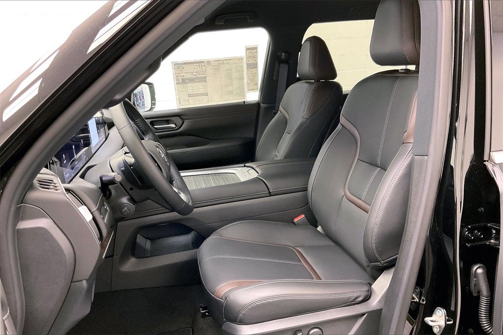 New 2026 Nissan Armada SL image 9