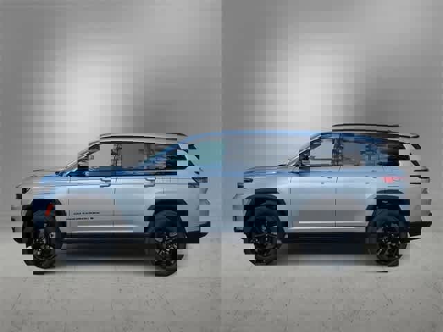 New 2025 Jeep Grand Cherokee L Altitude image 5